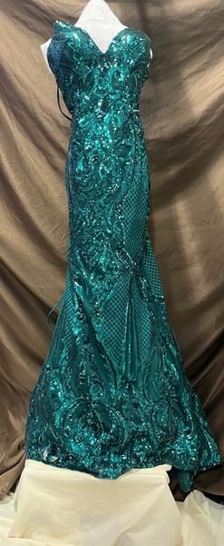 Dress 16.jpg